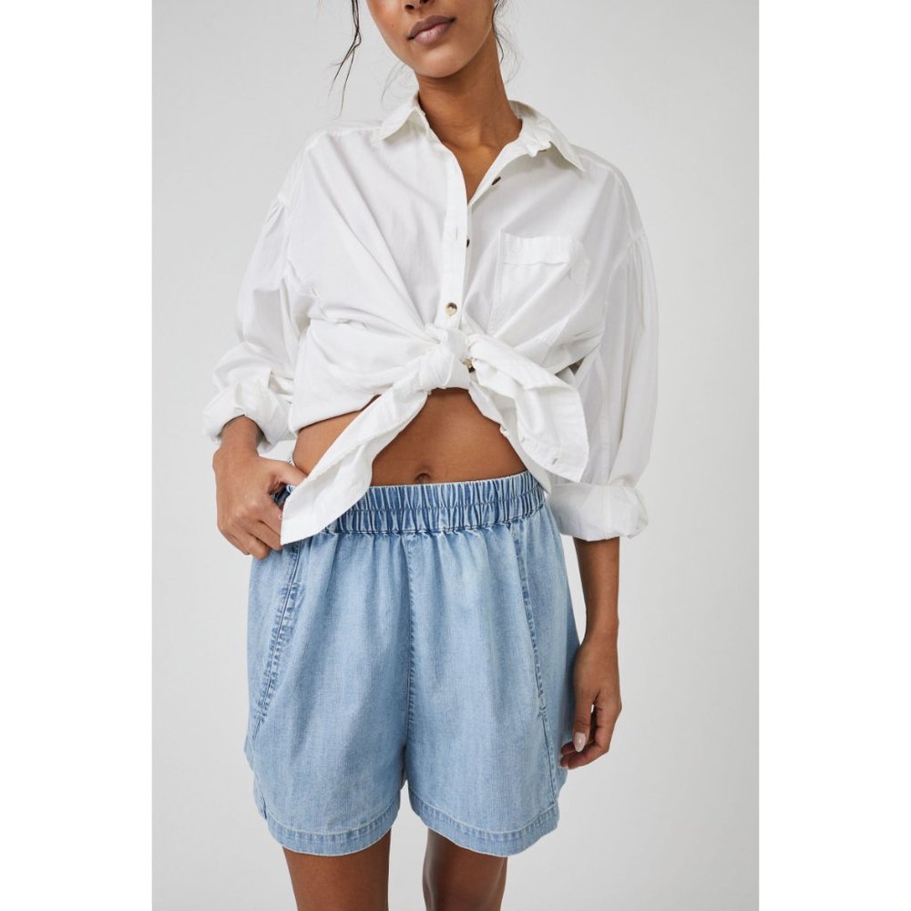 FREE PEOPLE Get Free Chambray Pull On Shorts / Lady Liberty - Picture 2 of 11